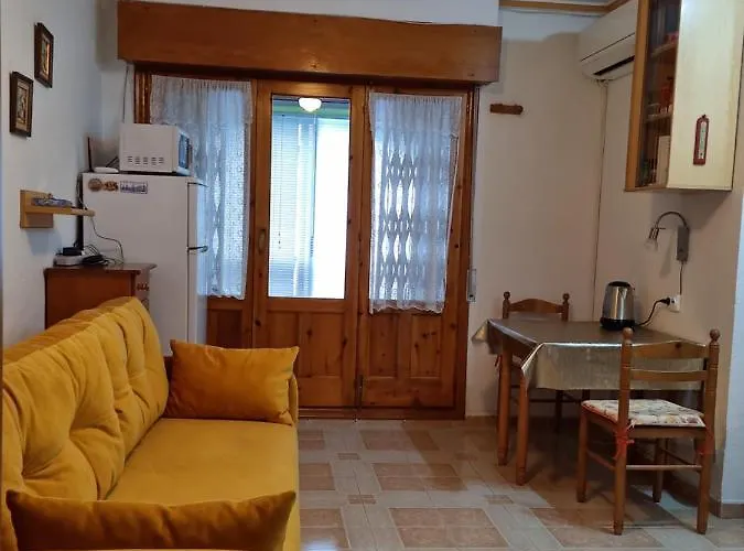 Studio,10 Min To Del Cura With Swim.pool تورّيفيِخا